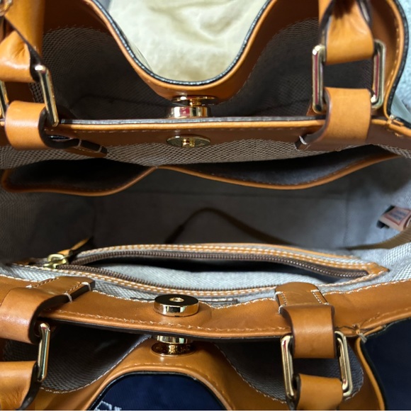 Dooney & Bourke Small Barlow Bag - Picture 7 of 9